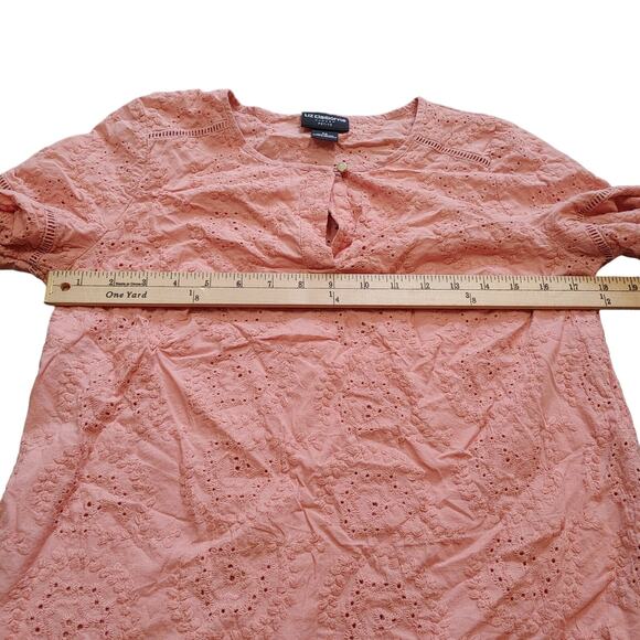 Liz Claiborne Stretch Petite Small PS Pink Eyelet Short Sleeve Blouse Top Summer - Picture 4 of 6